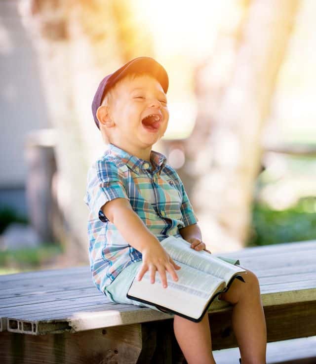 Joyful Child, laughing child. Not stressed-out all. Wouldn't you love to be like him?